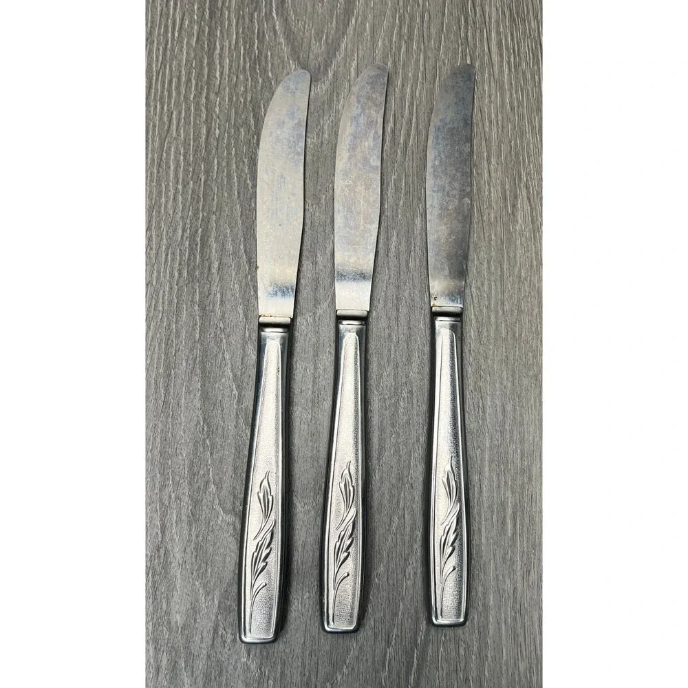 Oneida Custom Stainless Autumn Memory Dinner Knives - Set of 3